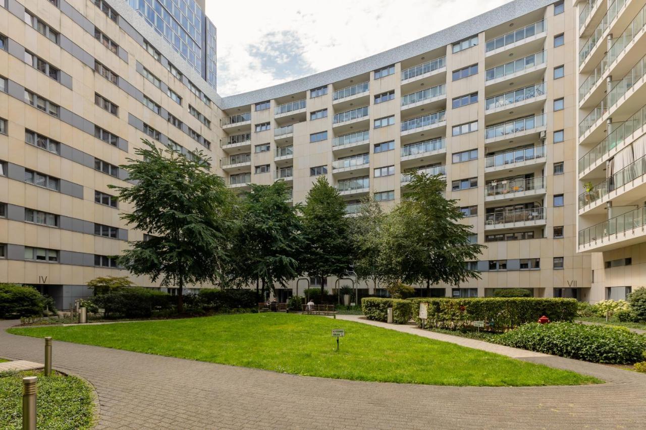 Deluxe Apartment Wronia 45 With Ac, Parking & Balcony By Renters Prestige Warschau Exterior foto